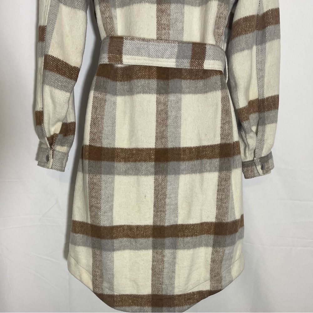 BlankNYC Plaid Belted Shirt Jacket - Picture 7 of 10